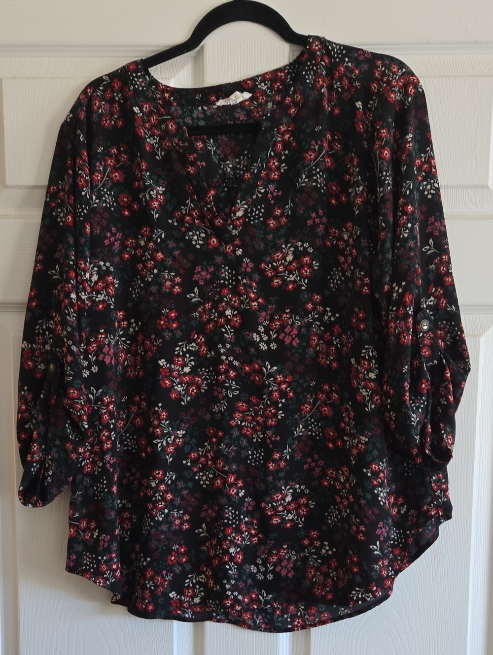 Maurices Black V-Neck Tunic with Red Floral Print